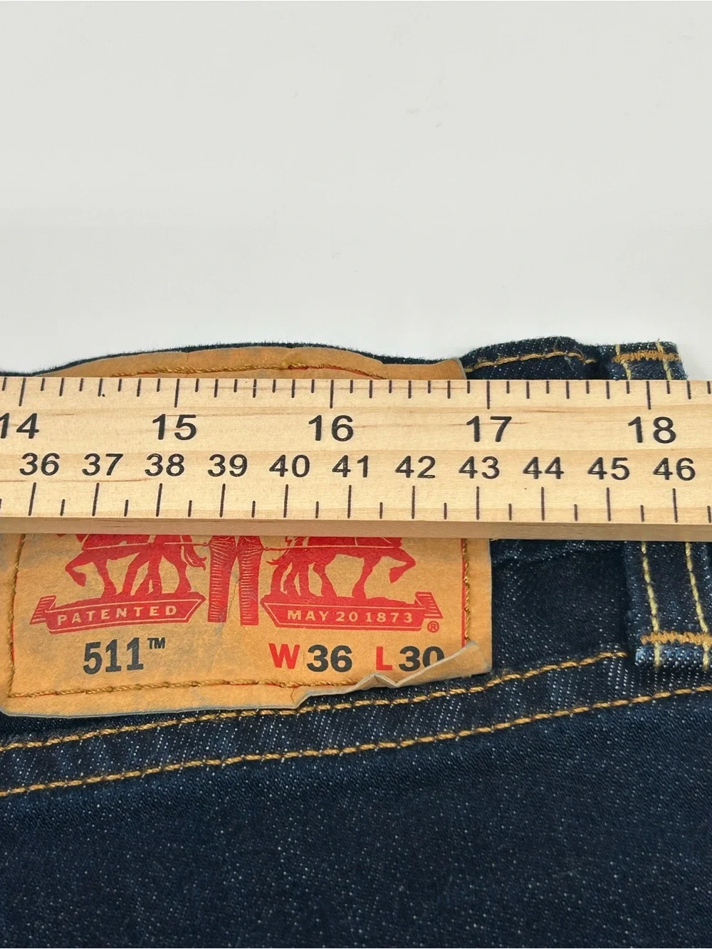 Levi's 511 Men's Dark Blue Denim Jeans - Classic Back Pocket Style 36x30